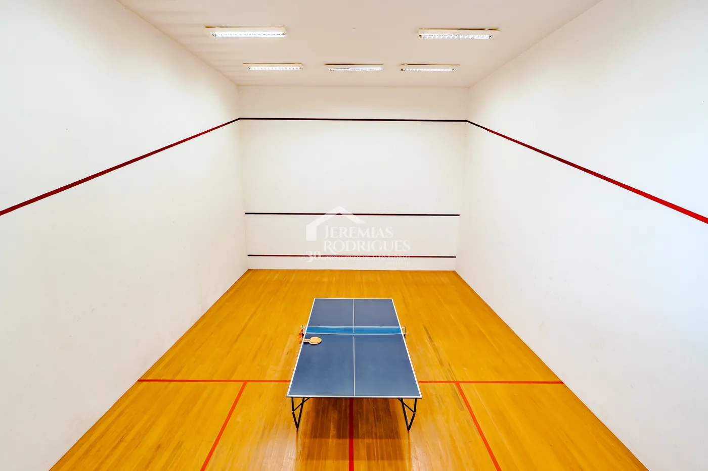 Casa à venda no Parque Pedra do Baú em Campos do Jordão/SP.