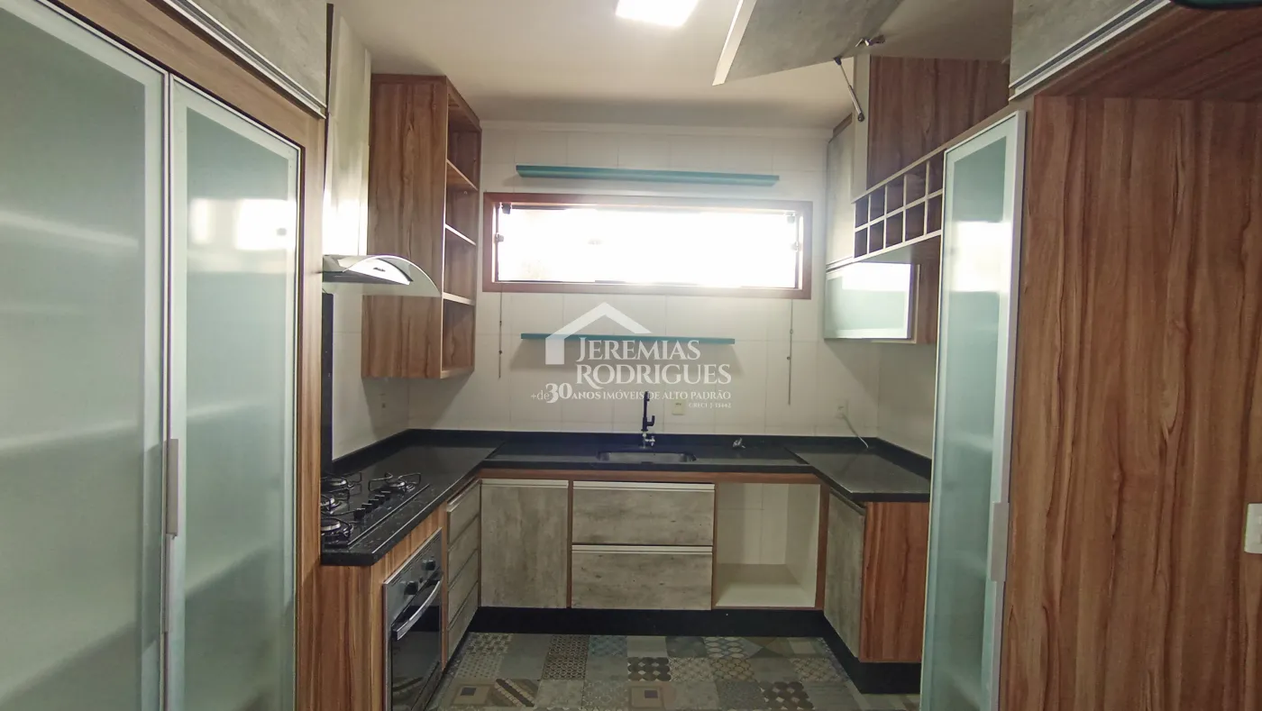 Casa para venda e locação com 3 dormitórios no Condomínio Pontal da Amizade em Taubaté/SP.