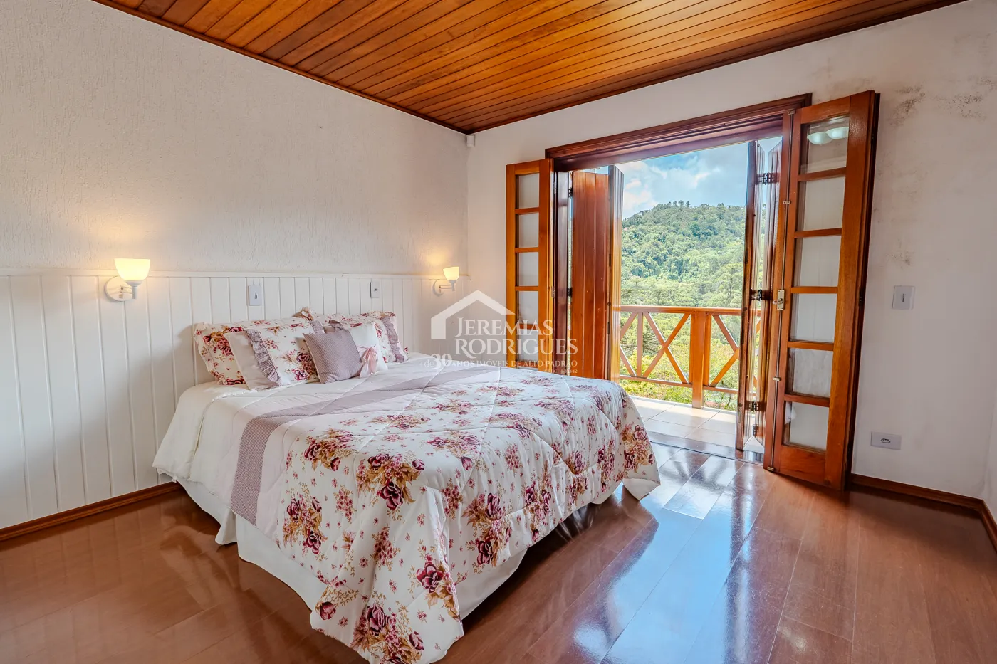 Casa à venda no Condomínio Aldeia Austríaca - Campos do Jordão/SP