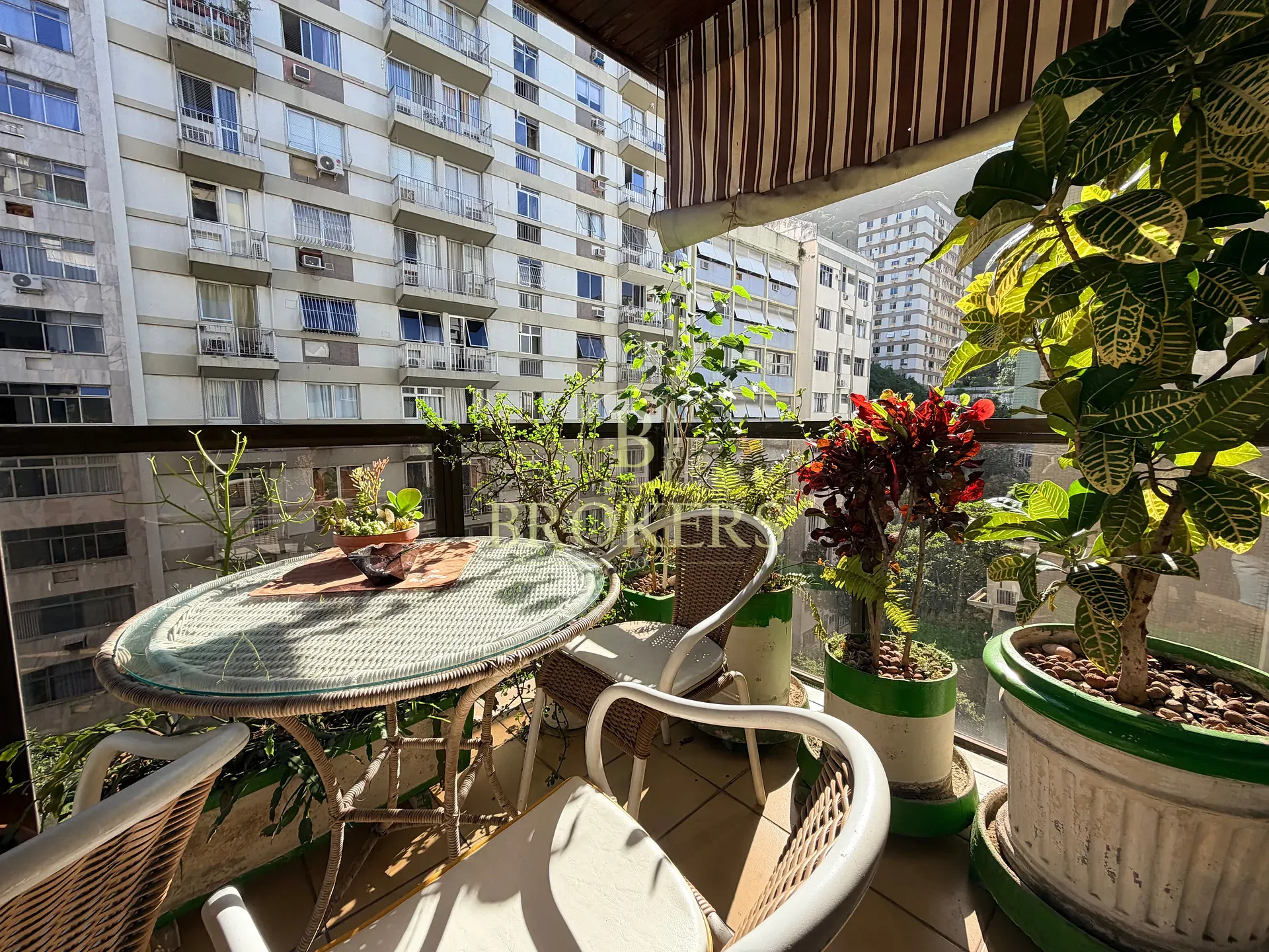 Apartamento modernizado à venda  junto ao Bairro Peixoto, Copacabana! Espaçoso 162m², Varandão, 3 q — foto 8