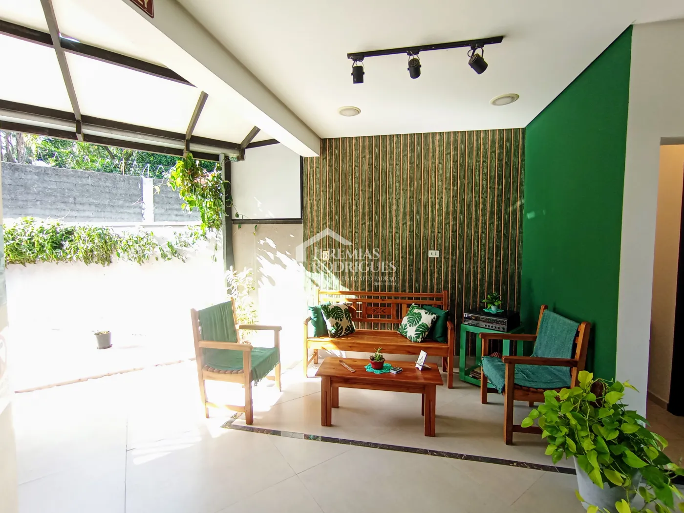 Casa para venda com 3 suítes no Condomínio Morada do Visconde em Tremembé/SP