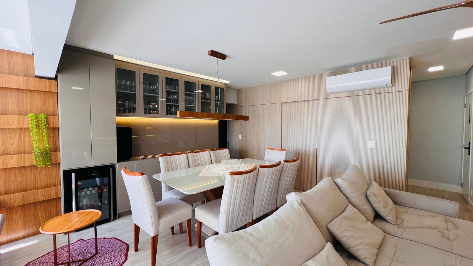 Apartamento à venda com 3 dormitórios, 109 m² no Condomínio Lucca em Taubaté/SP.