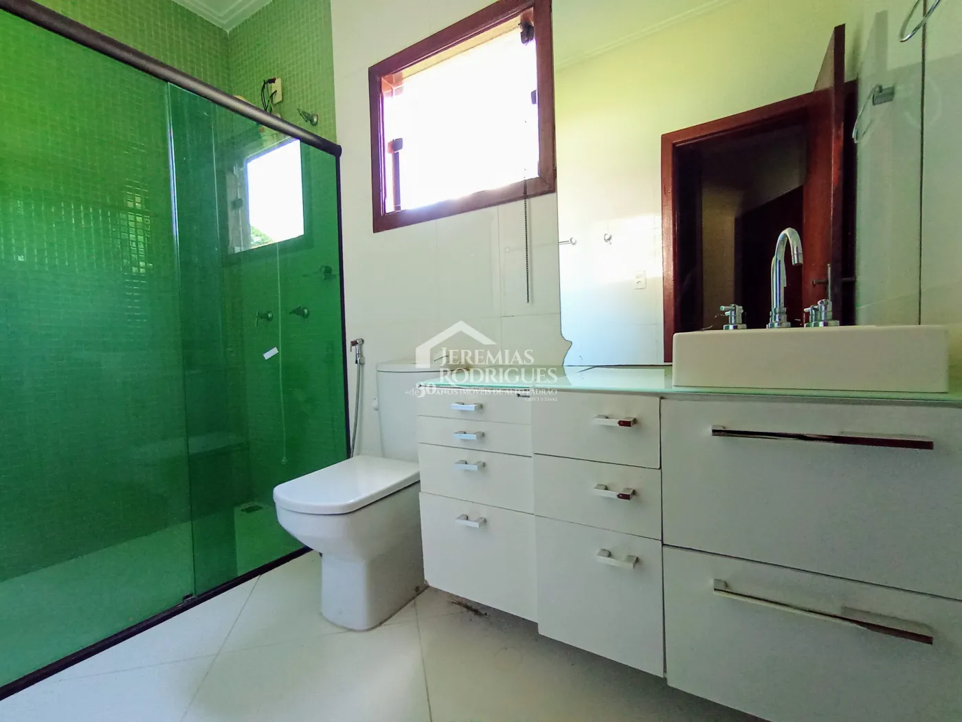 Chácara para locação com 4 dormitórios no bairro Jardim Carlota em Moreira Cesar/SP