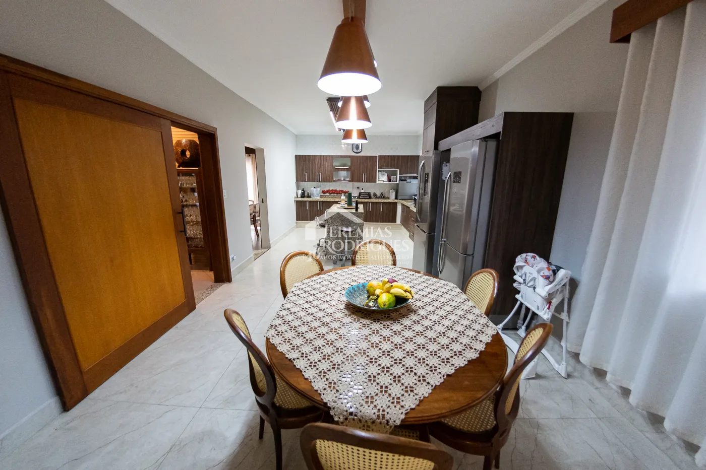 Casa à venda no Condomínio Colonial Village I em Pindamonhangaba/SP