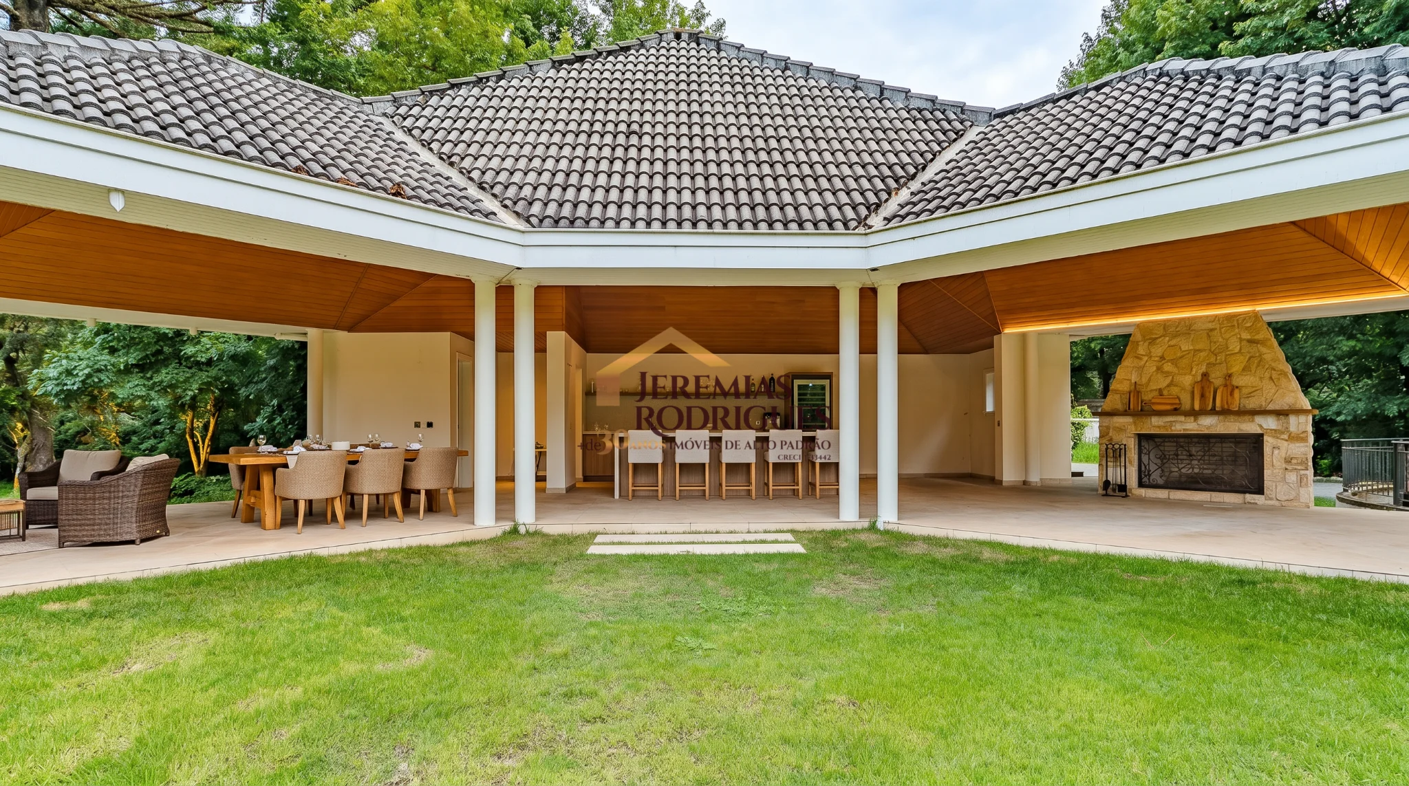 Casa à venda no Condomínio Jardim Véu das Noivas em Campos do Jordão/SP. — foto 11