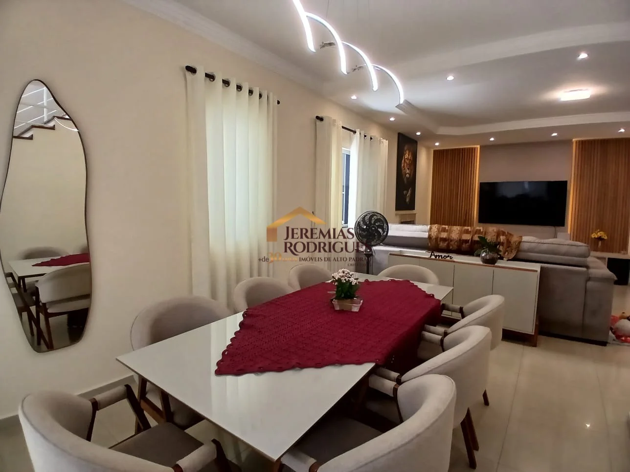 Casa à venda no Condomínio Conde II em Tremembé/SP. — foto 2