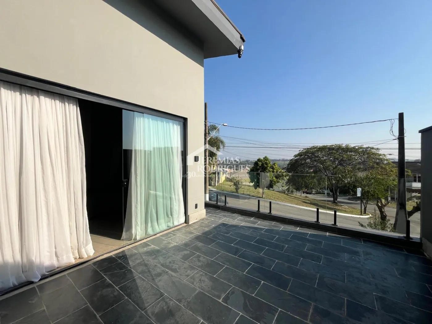 Casa com 3 dormitórios, 300 m² - Residencial Santa Helena - Caçapava/SP