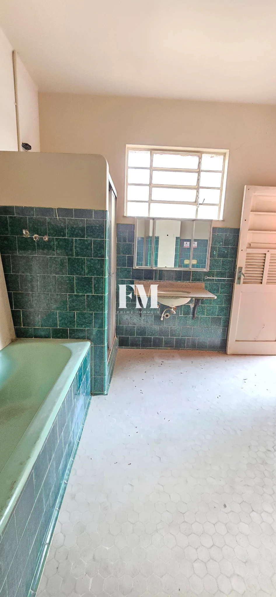Residência Exclusiva em Centro de Terreno em Laranjeiras - foto 55