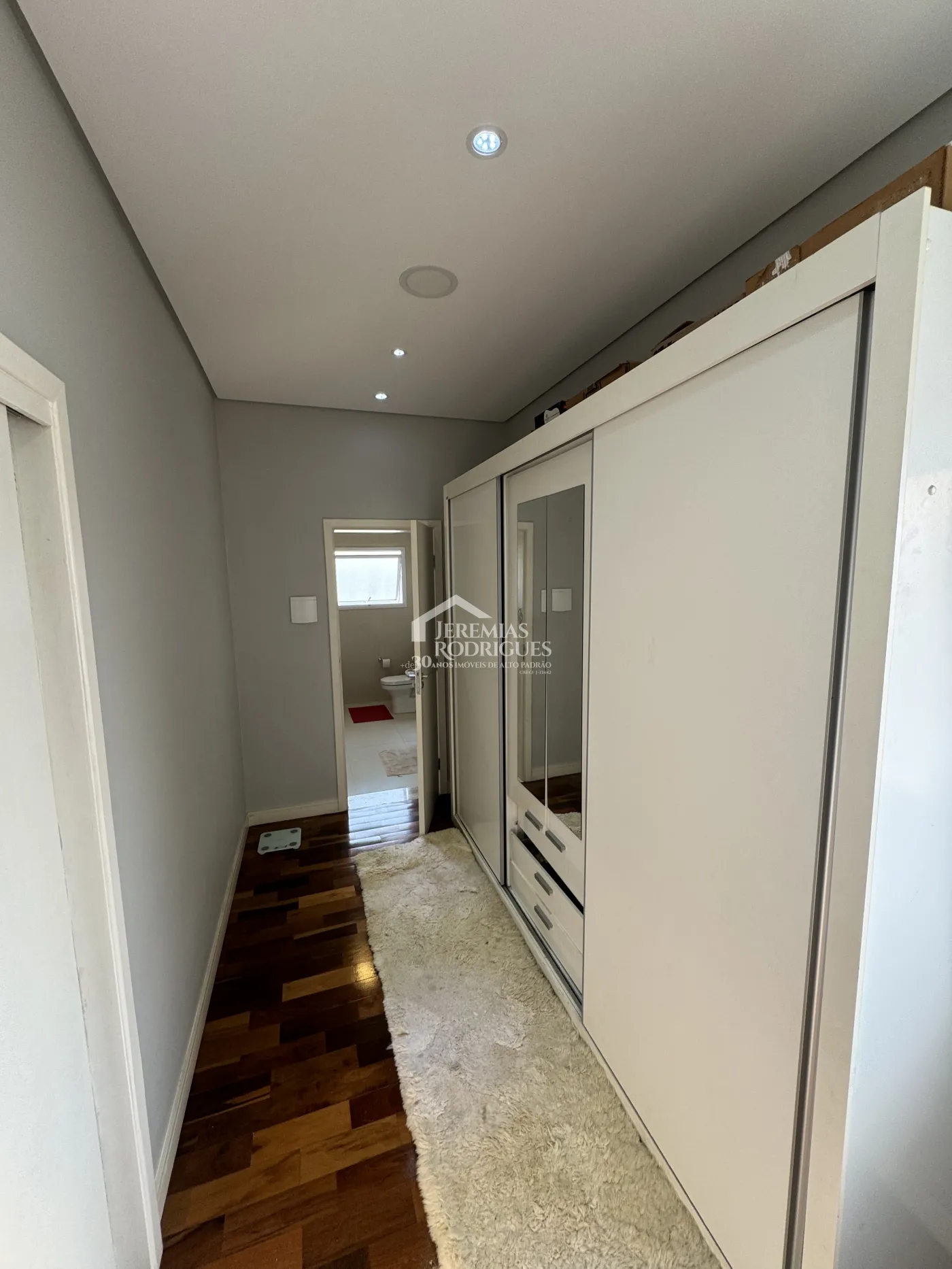 Casa com 4 dormitórios, 489 m² - Residencial Santa Helena - Caçapava/SP.