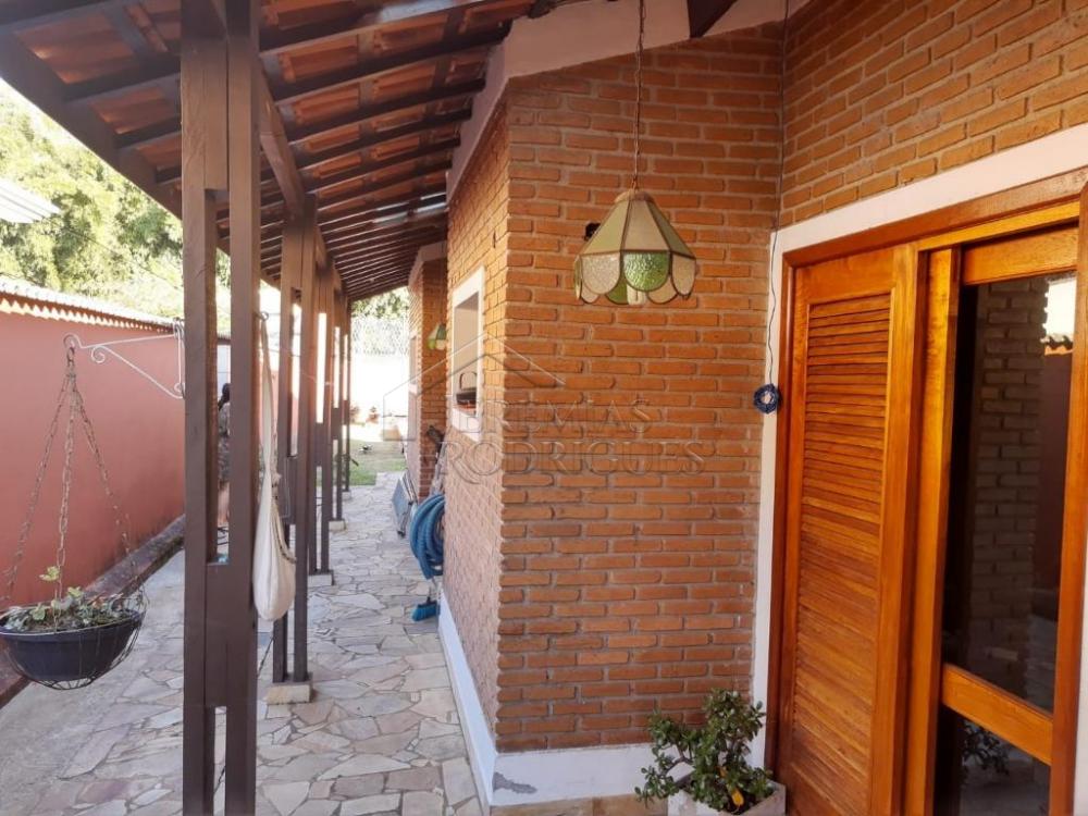 Casa à venda por R$ 1.200.000,00 - Pindamonhangaba/SP