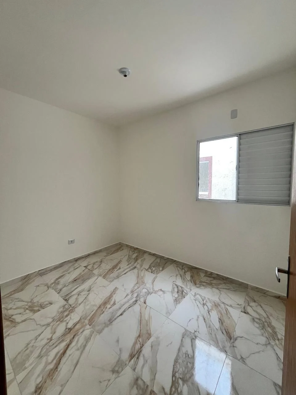 Apartamento no Portal dos Eucaliptos em Pindamonhangaba com 2 quartos