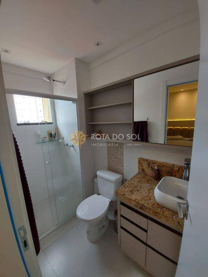 Comodoro apartamento mobiliado com 3 suítes e 2 vagas na Meia Praia Itapema SC