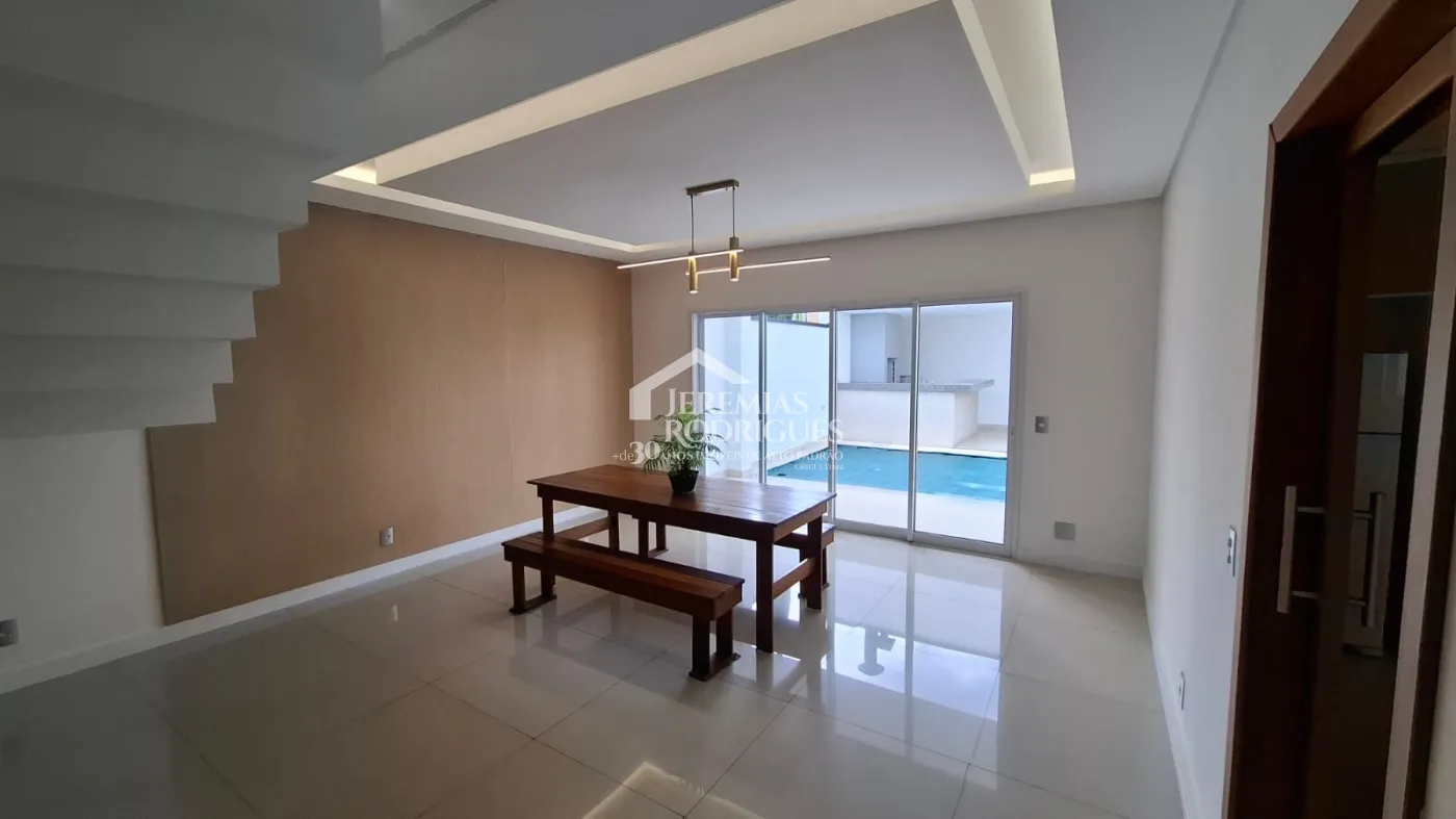 Casa à venda com 3 dormitórios no Condomínio Campos do Conde II - Chambord em Tremembé/SP