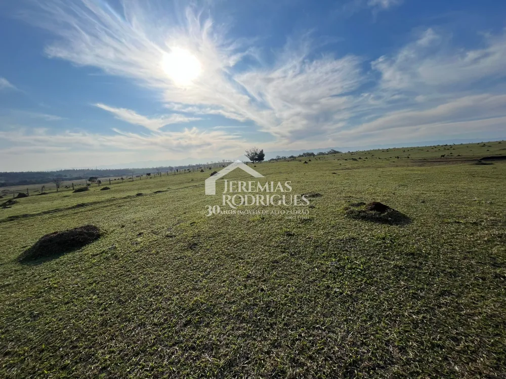 Terreno com 73.785 m² - bairro Borba - Pindamonhangaba/SP.