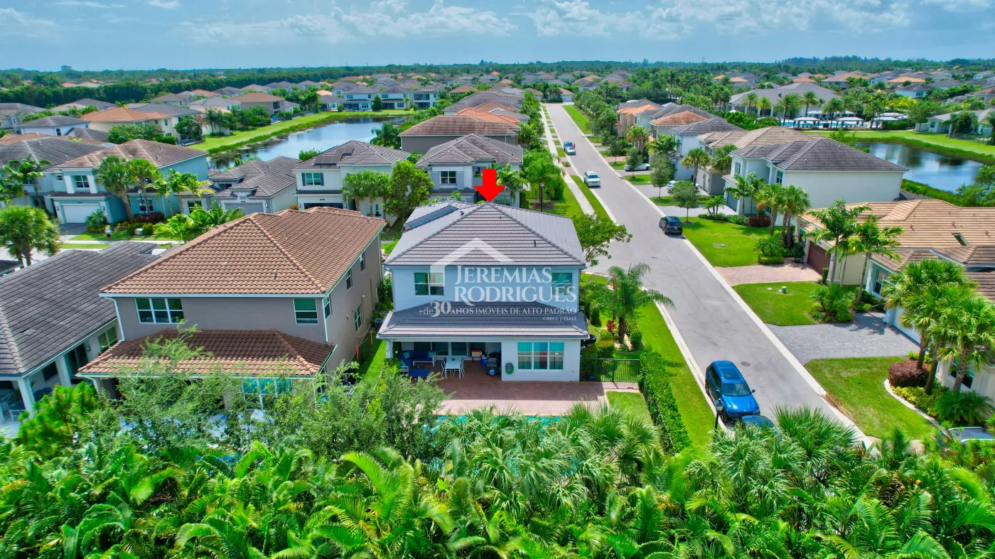 Casa com 4 dormitórios - Condomínio Dakota - Miami/ Flórida