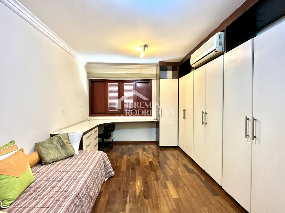 Casa com 4 quartos, 617 m² - Condomínio Taubaté Village - Taubaté/SP