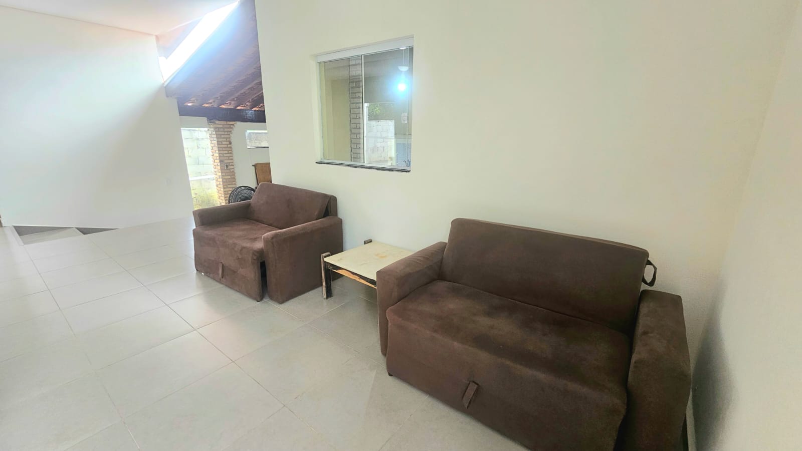 Chácara com 3 suítes, 300 m² - Chácara Ingrid - Taubaté/SP