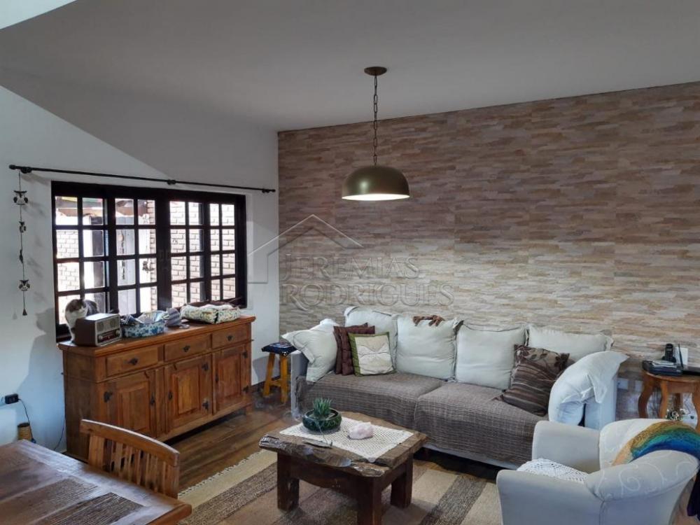 Casa à venda por R$ 1.200.000,00 - Pindamonhangaba/SP