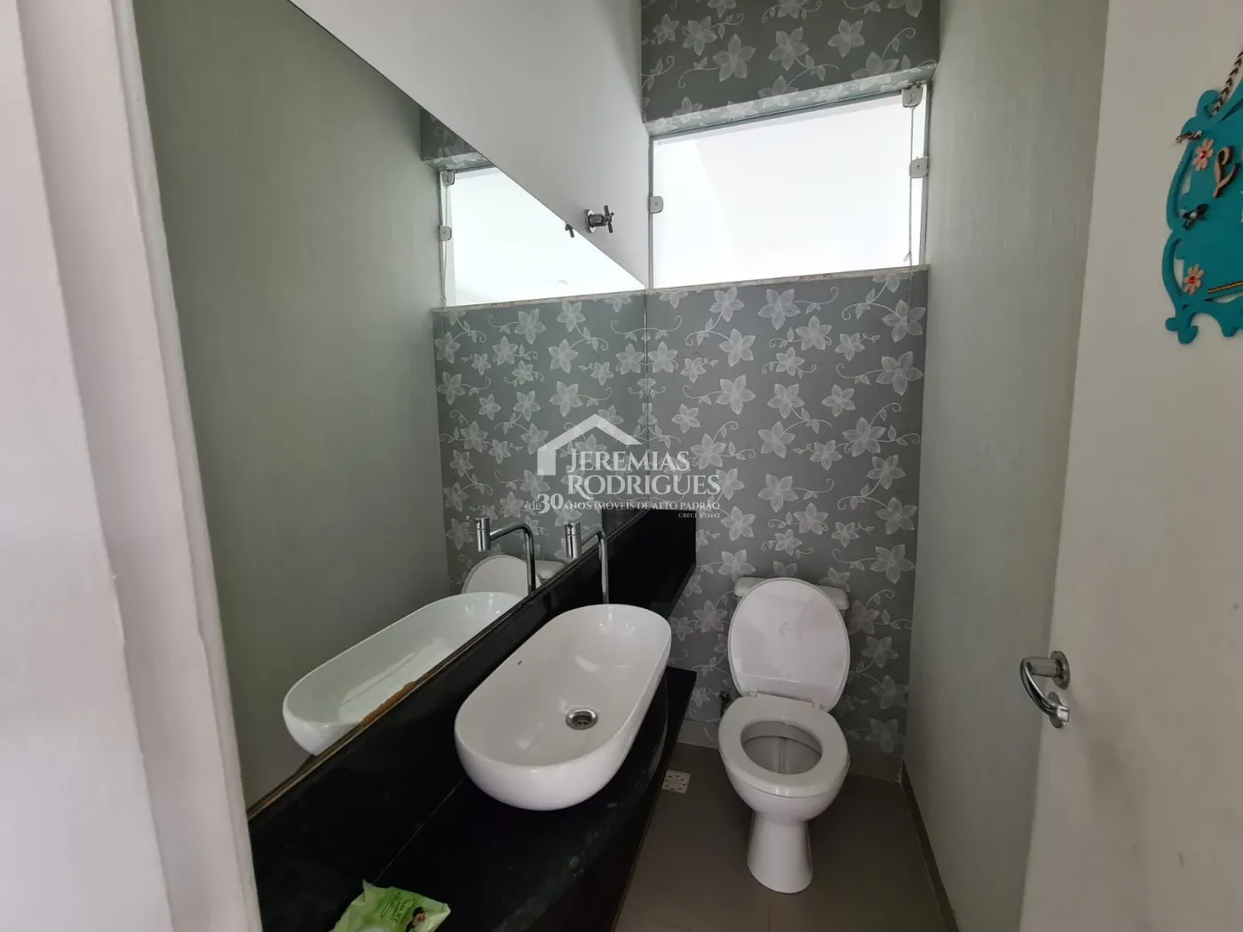 Casa com 3 dormitórios, 235 m² - Condomínio Campos do Conde I - Tremembé/SP.