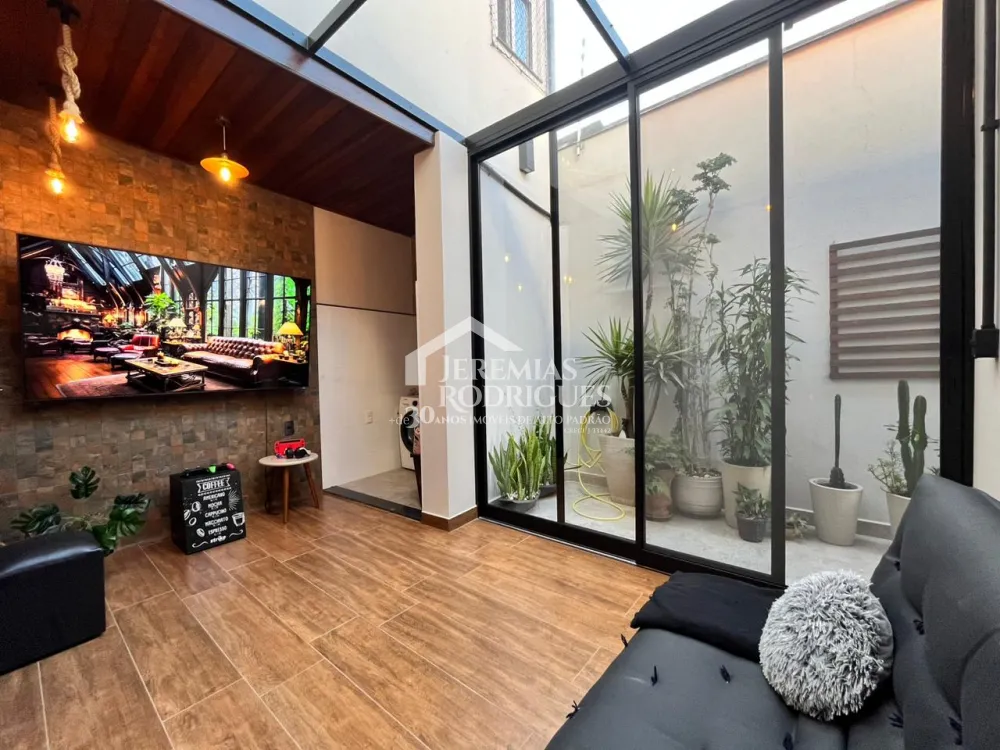 Casa com 3 dormitórios, 205 m² - Centro - Tremembé/SP