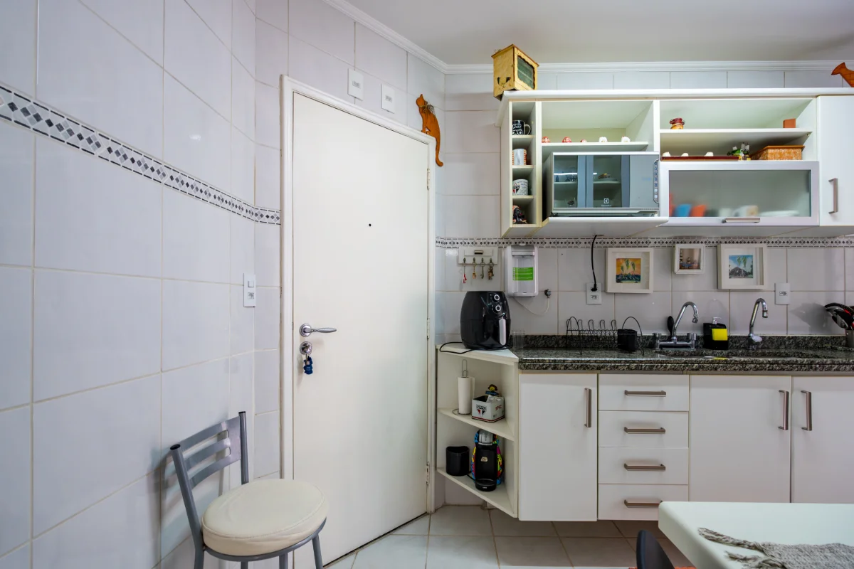 Apartamento 96 m² | 3 dormitórios | 700 m do metrô Praça da Árvore