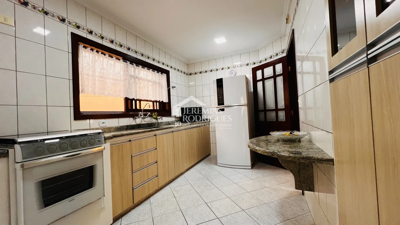 Casa com 3 dormitórios, 268 m² - Condomínio Taubaté Village - Taubaté/SP