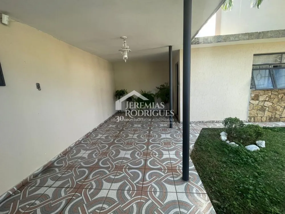 Casa com 4 dormitórios, 160 m² - Chácara do Visconde - Taubaté/SP