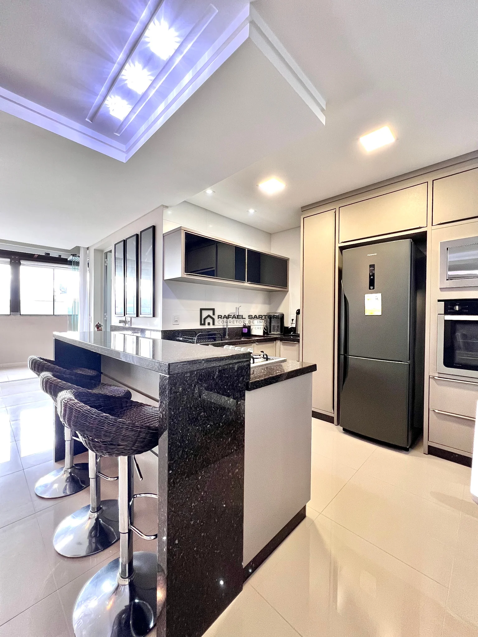 APARTAMENTO AMPLO NO CENTRO DE GUARAMIRIM — foto 5