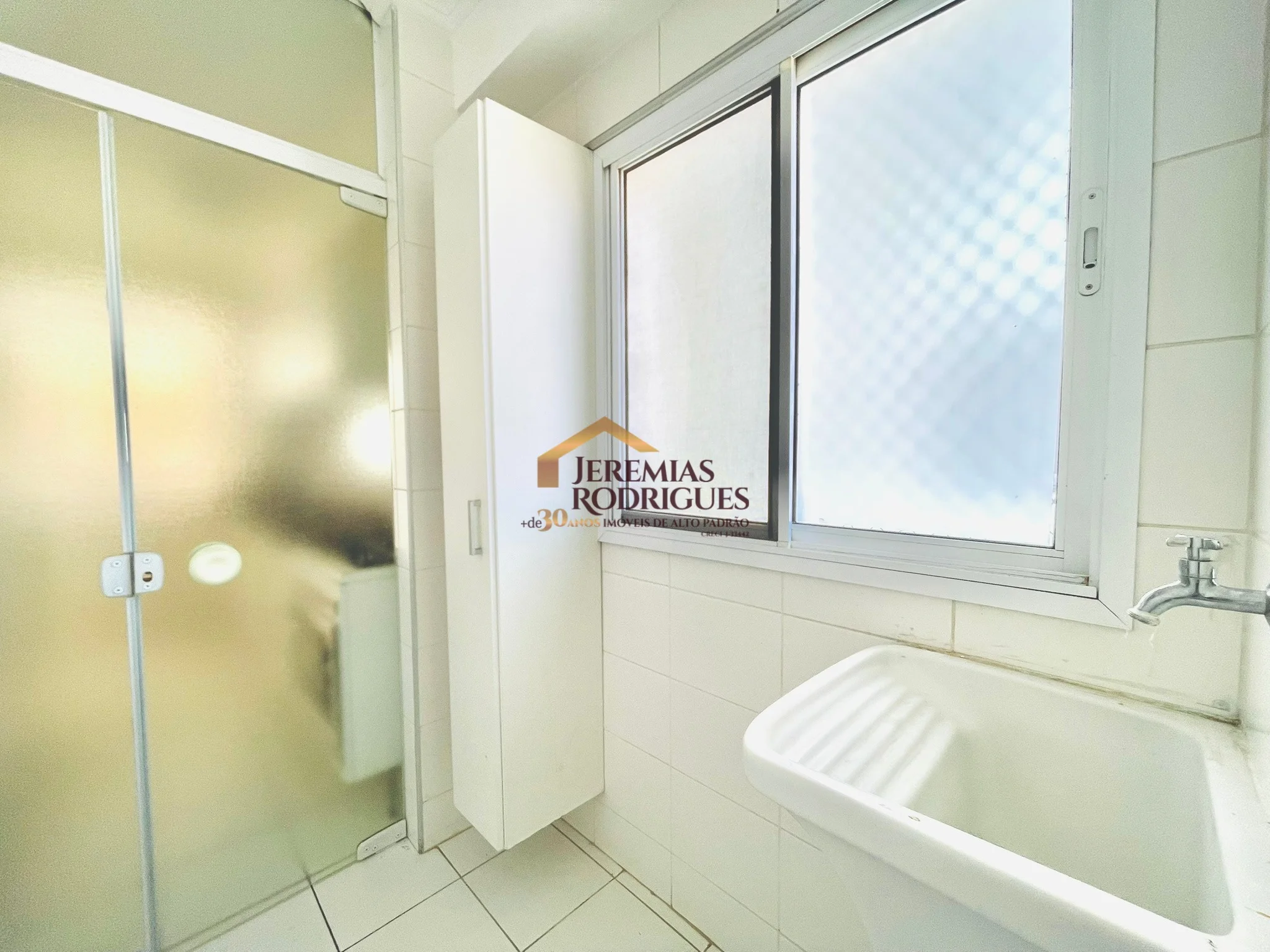 Apartamento para locação no Condomínio Varandas da Mantiqueira em Taubaté/SP.