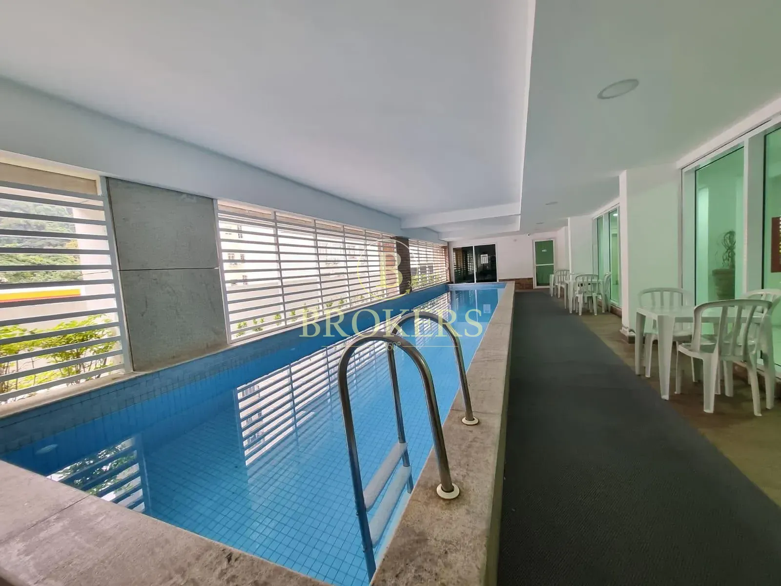 Apartamento com Varanda e Infraestrutura Completa na Rua da Matriz – Botafogo — foto 1