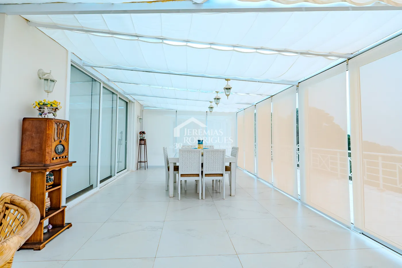 Casa à venda no Parque Pedra do Baú em Campos do Jordão/SP.