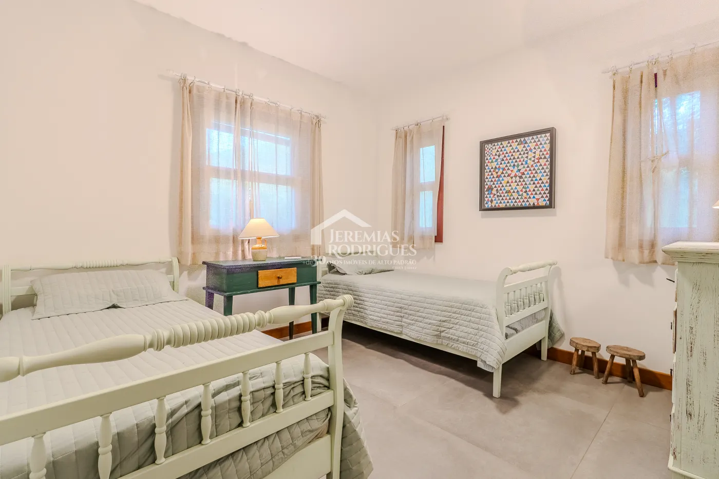 Fazenda à venda com 3.389.000,00 m² em Piraí/RJ.