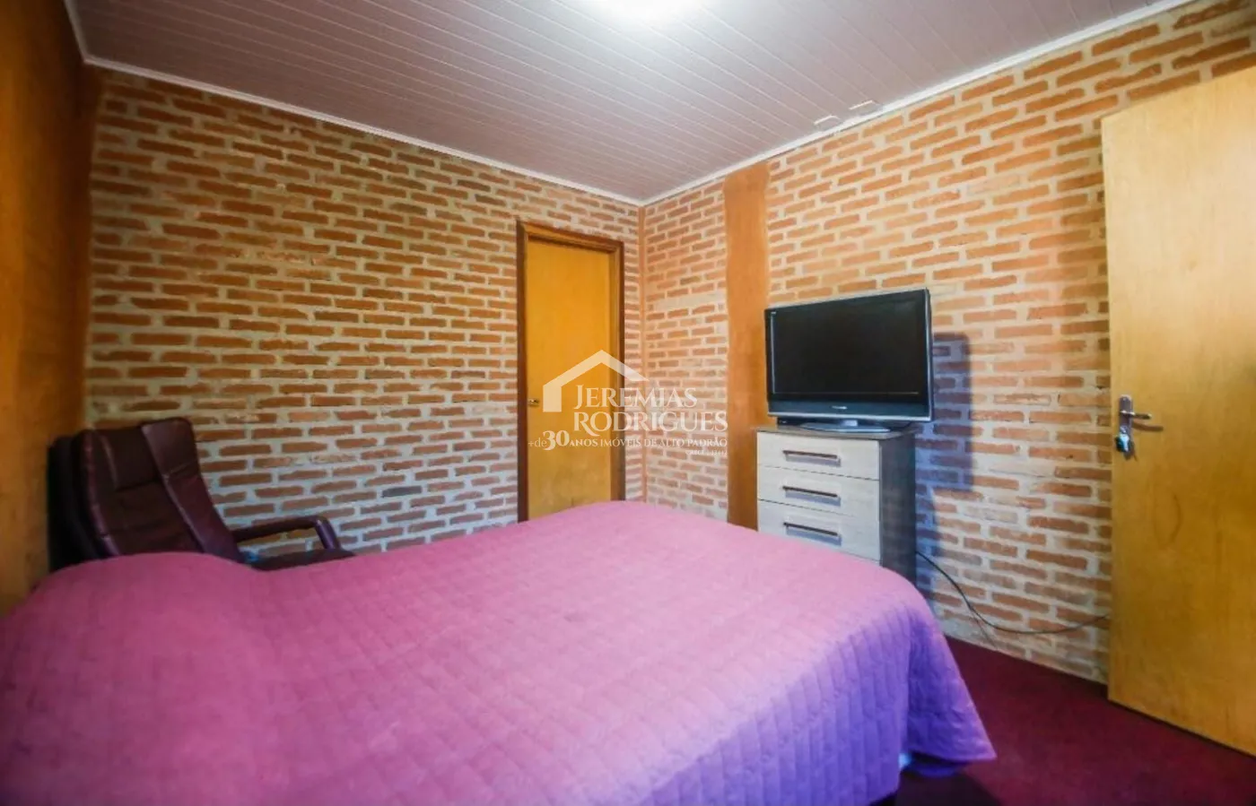 Casa para venda com 11 dormitórios no bairro Recanto Feliz em Campos do Jordão/SP