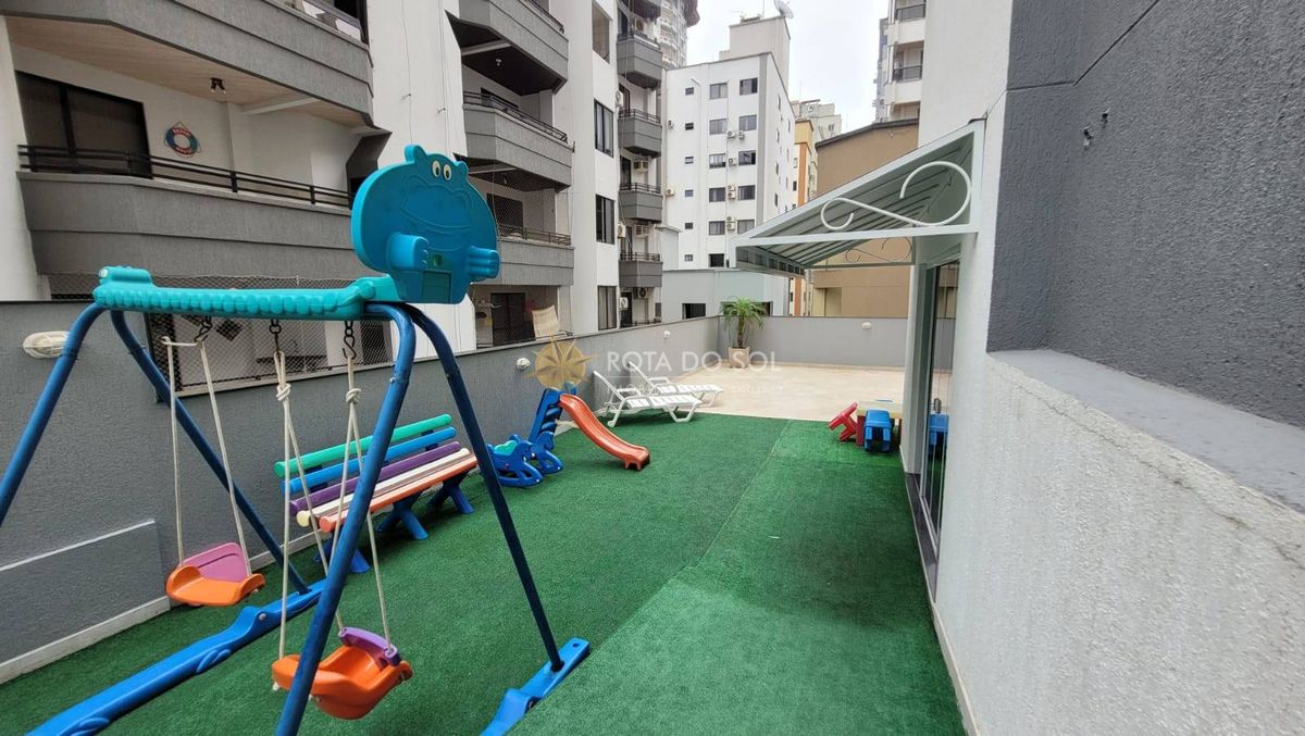 Residecial Embaixador Apartamento 3 Suítes e 2 Vagas em Meia Praia Itapema SC