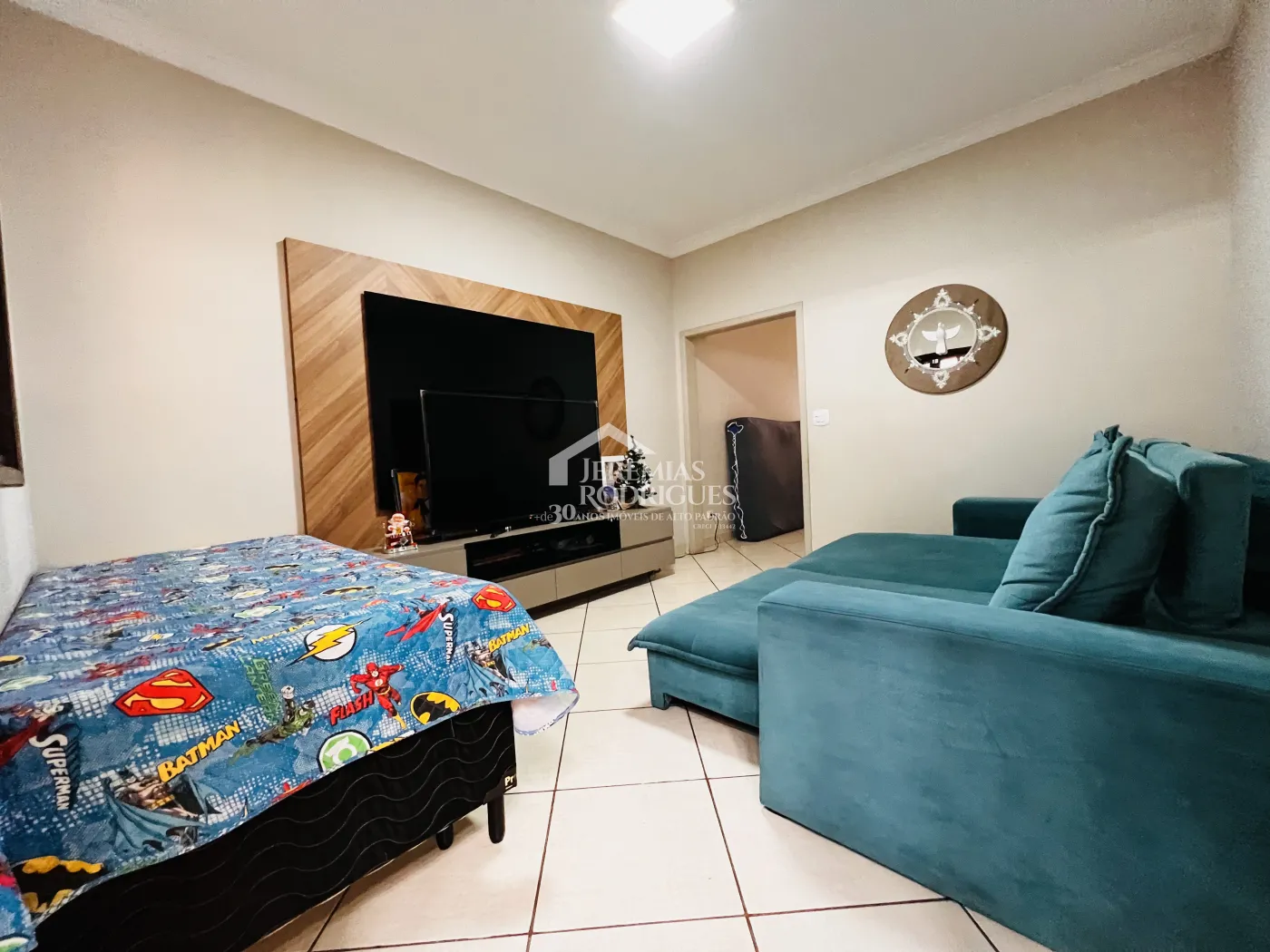 Casa com 3 dormitórios, 198 m² - Alto São Pedro - Taubaté/SP.