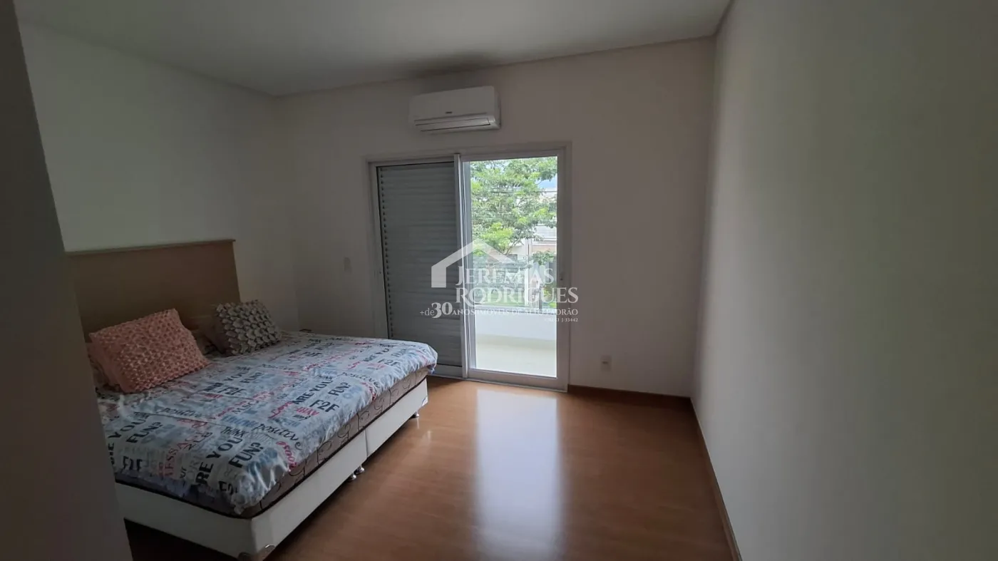 Casa à venda com 3 dormitórios no Condomínio Campos do Conde II - Chambord em Tremembé/SP