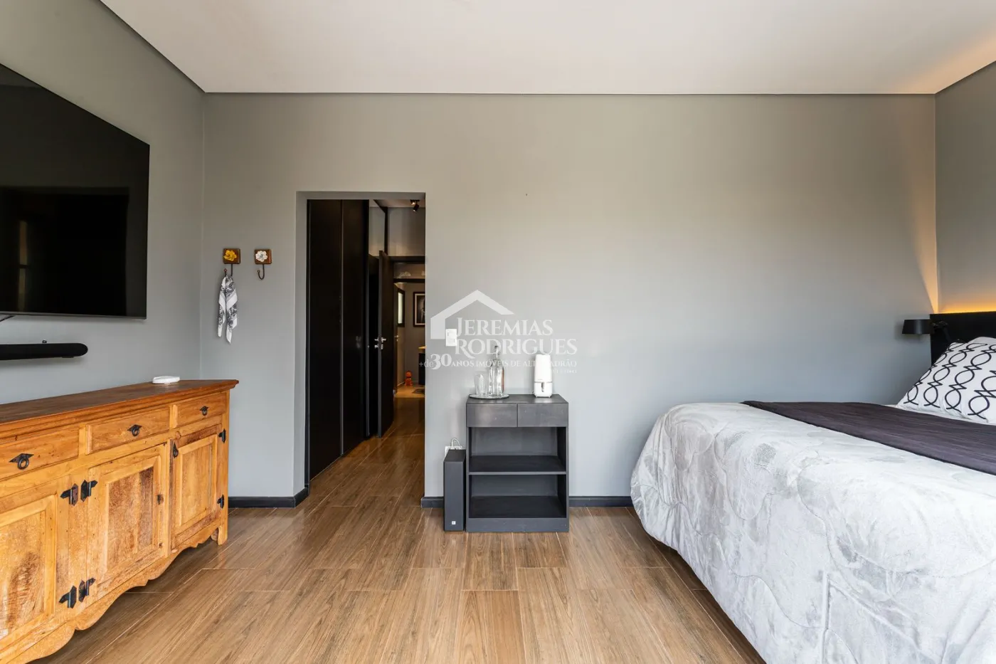 Casa para venda com 5 dormitórios no Residencial Estrelas da Mantiqueira em Campos do Jordão/SP