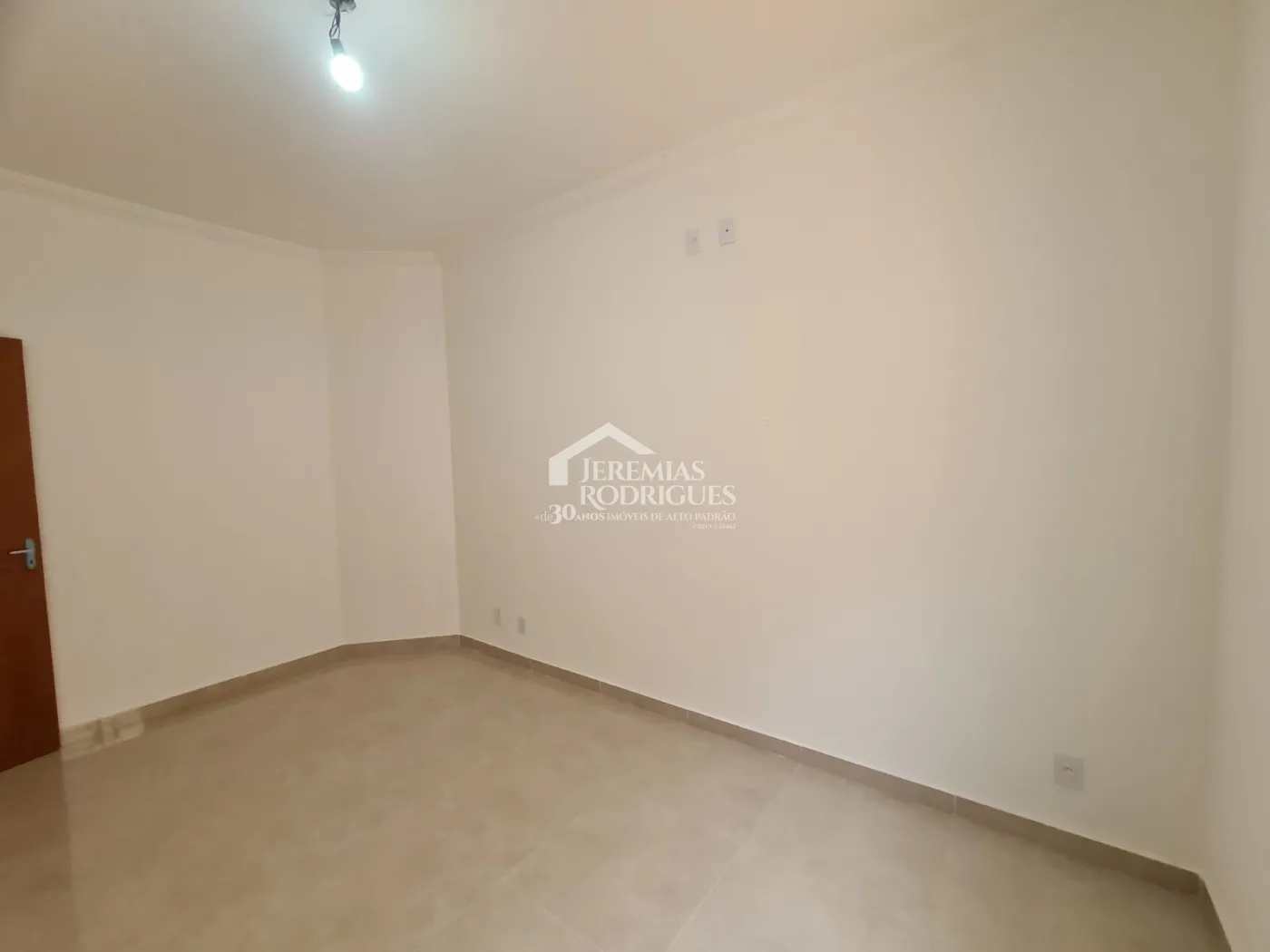 Casa com 3 dormitórios, 154 m² - Condomínio Parque Esperança - Taubaté/SP.