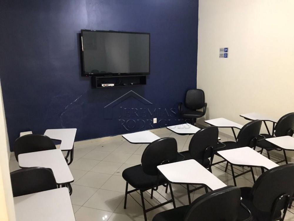 Comercial comercial à venda por R$ 3.000.000,00 - Taubaté/SP