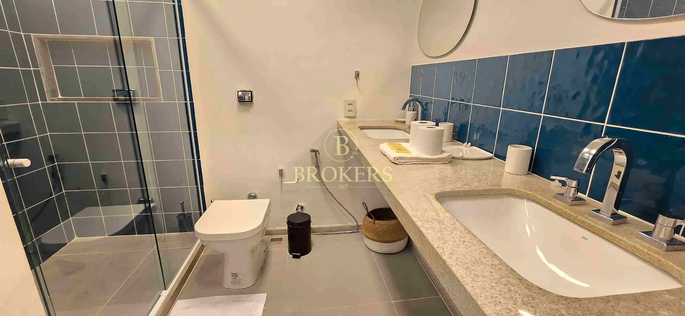 Apartamento à venda, Rua Domingos Ferreira, Copacabana, Rio de Janeiro. A uma quadra da praia, orig