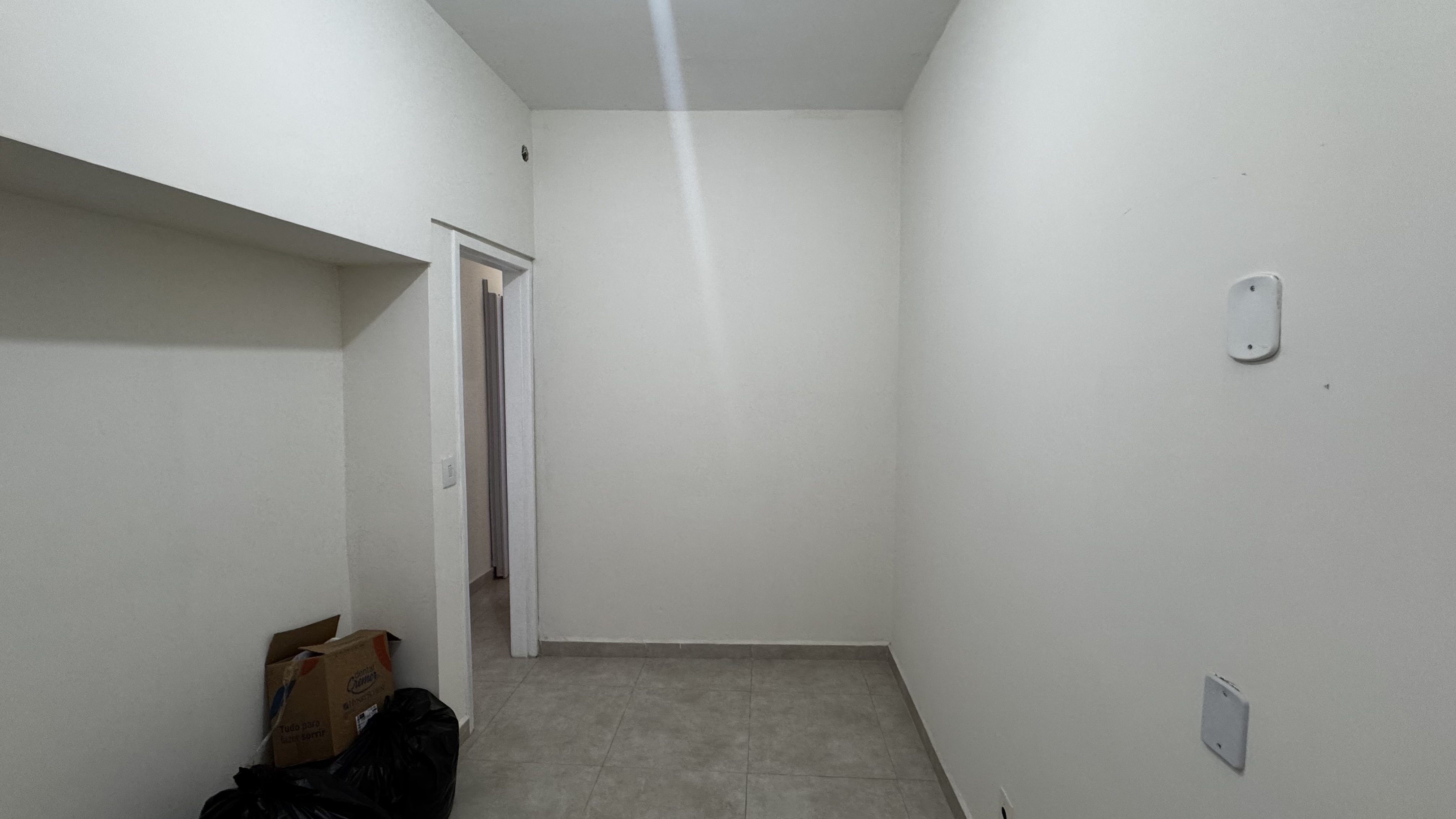 Ponto comercial para venda e locação no Centro em Pindamonhangaba/SP. 