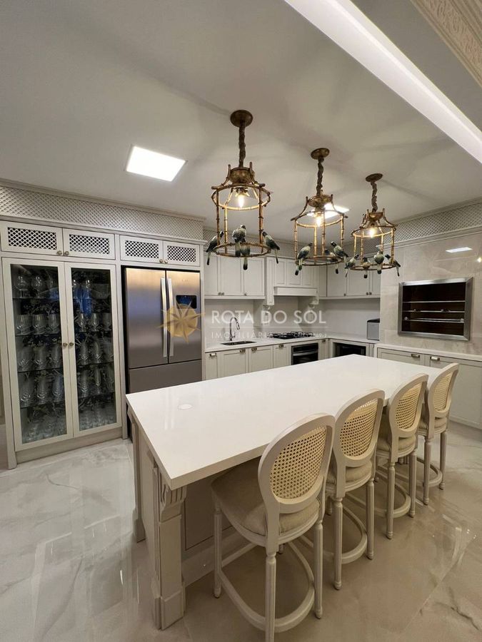 Belíssimo Apartamento 4 Suítes Quadra Mar Meia Praia Itapema SC