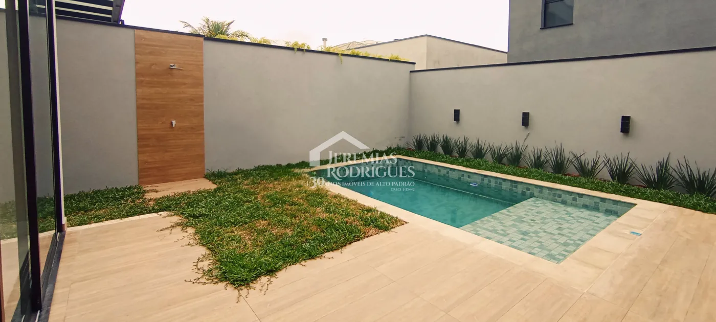 Casa à venda com 4 dormitórios no Condomínio Terras de San Marco em Taubaté/SP.