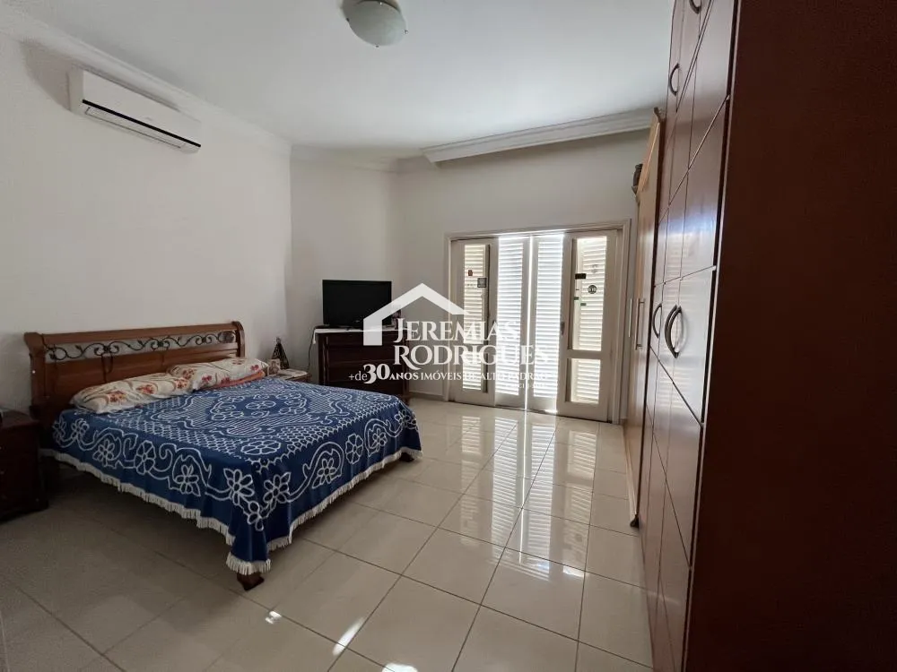 Casa de 419 m² à venda por R$ 1.800.000,00 - Taubaté/SP