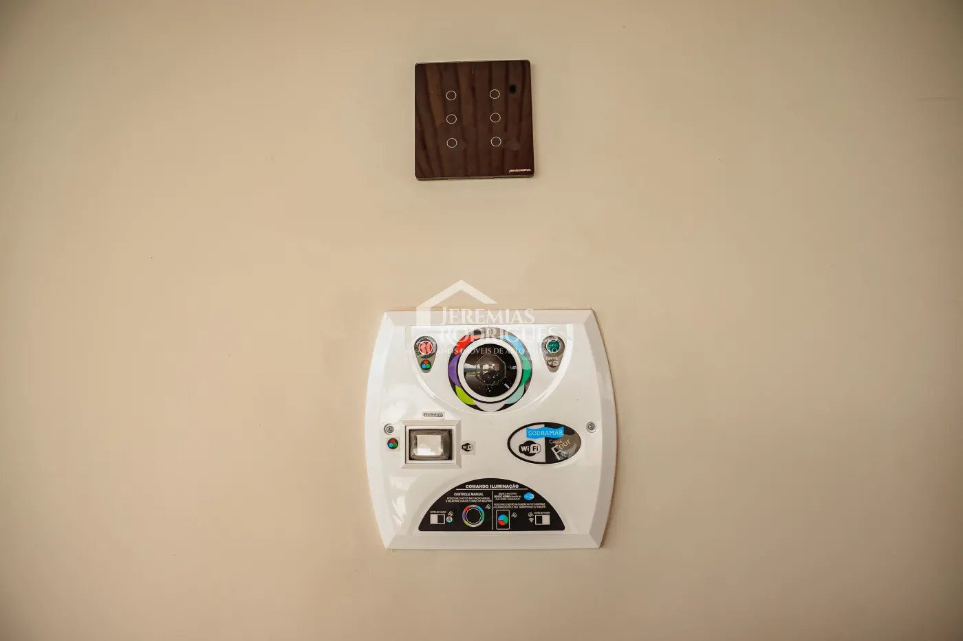 Casa com 3 suítes, 611 m² - Condomínio Village da Serra - Tremembé/SP