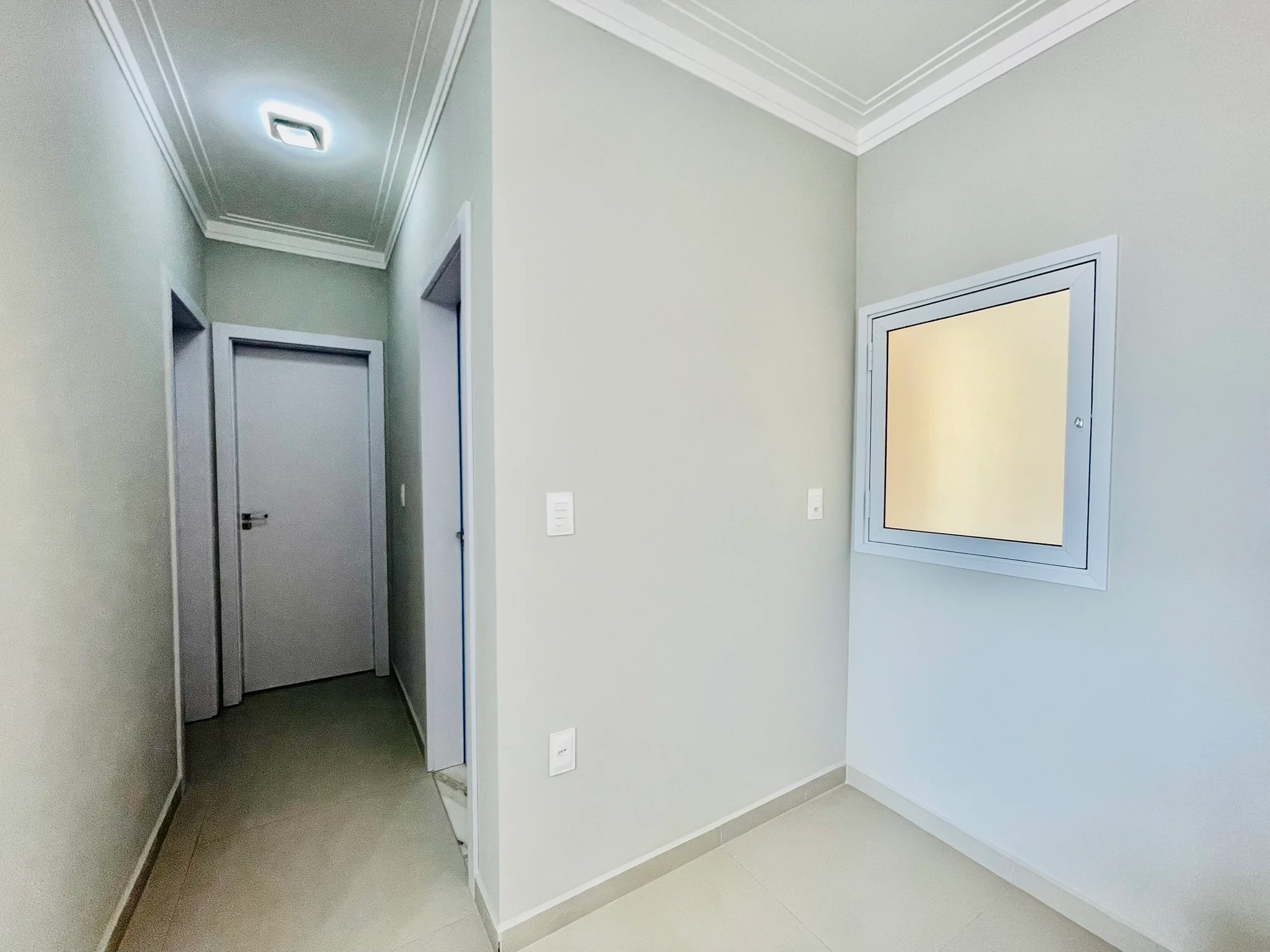 Apartamento para venda e locação, 101 m² no Condomínio Lume Residence em Taubaté/SP. 