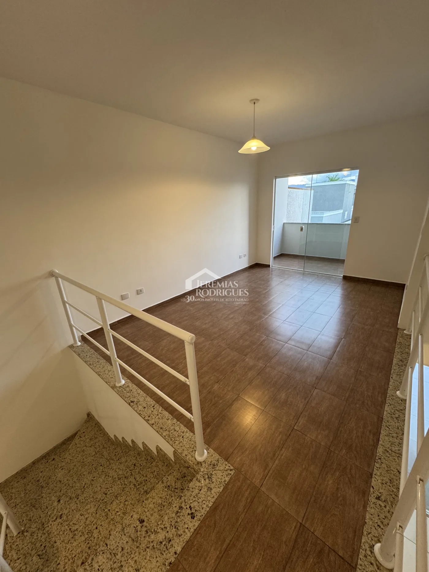 Casa para venda com 3 dormitórios no Condomínio Campos do Conde II Chamboard em Tremembé/SP