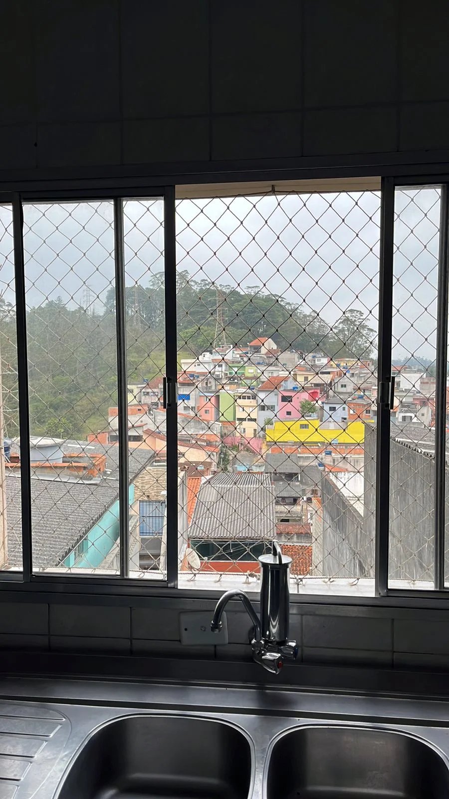 Casa GRANDE, 153m², Térrea com 03 quartos, 02 Vagas de Garagem Coberta, para locação no Jardim Ipê 4, São Bernardo do Campo - SP