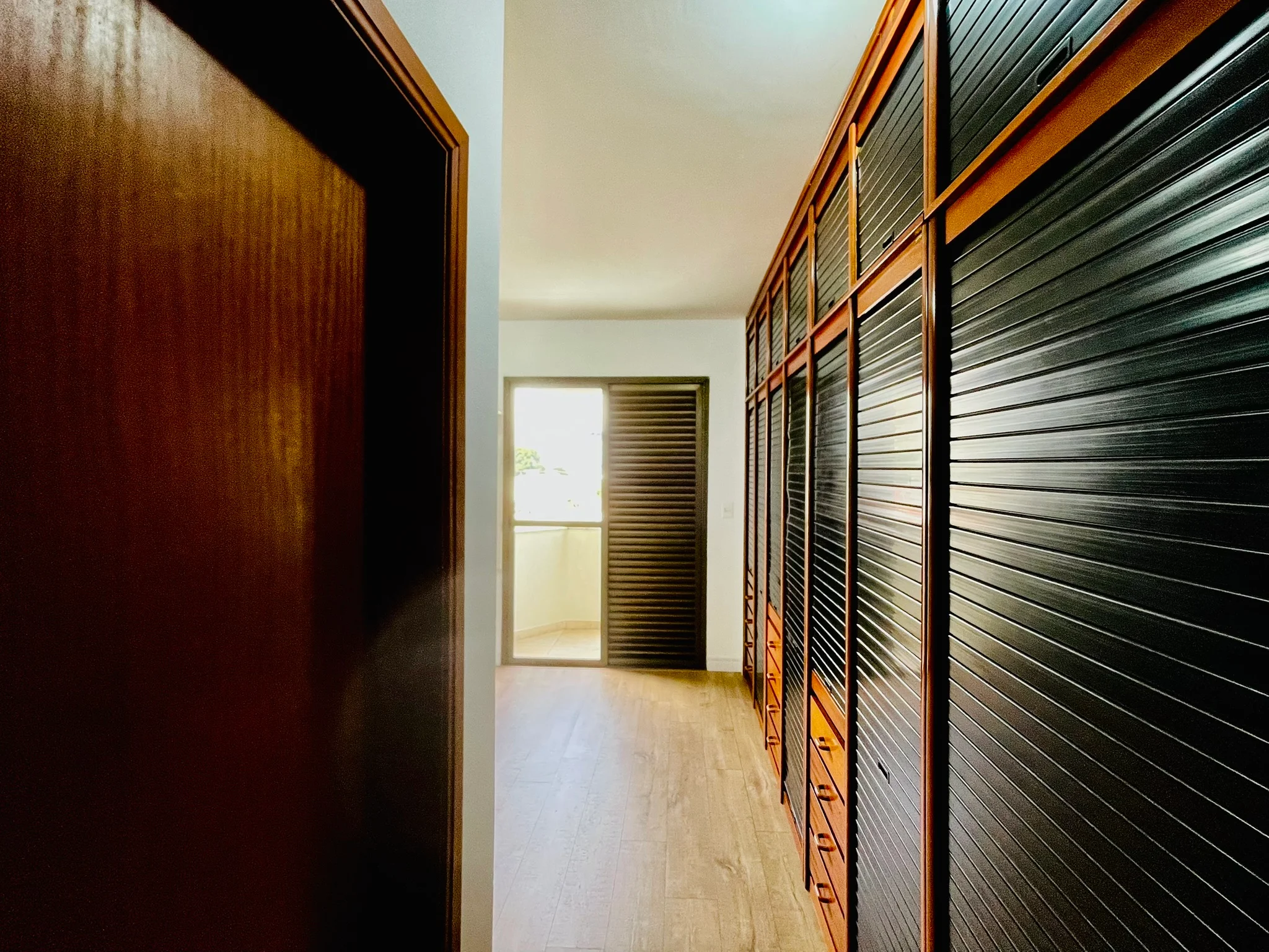 Apartamento à venda com 3 dormitórios, 173m² no Condomínio Green Tower em Taubaté/SP