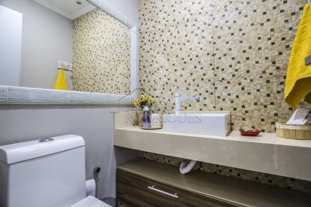Casa à venda por R$ 750.000,00 - Pindamonhangaba/SP